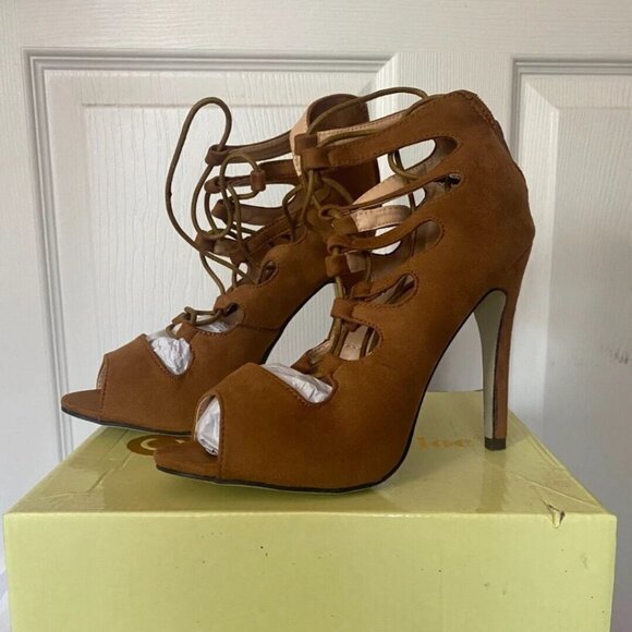 CHASE & CHLOE "Edward" BROWN Suede Peep toe Lace -Up Booties Heels Shoes *8 M* - Picture 1 of 6